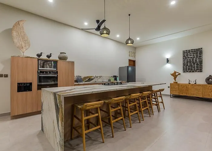 Trindade 5br, 15m Pool