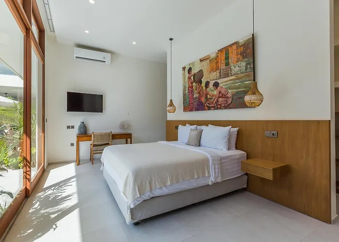 Trindade 5br, 15m Pool Сasa de vacaciones Seminyak