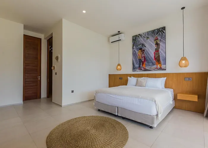 Trindade 5br, 15m Pool Seminyak